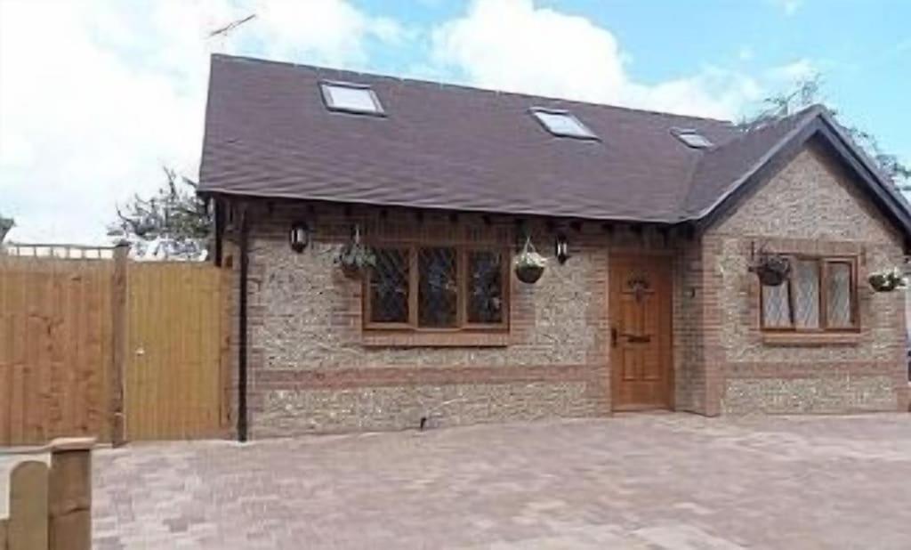فيلا Hunters Retreat Lyminster المظهر الخارجي الصورة